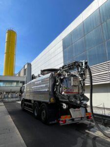 Mezzo aspirazione fosse biologiche Hydroedil Roma